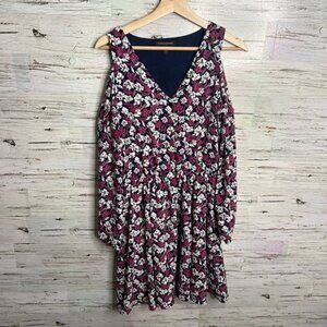 Banana  republic white pink cold shoulder long sleeve dress size 4